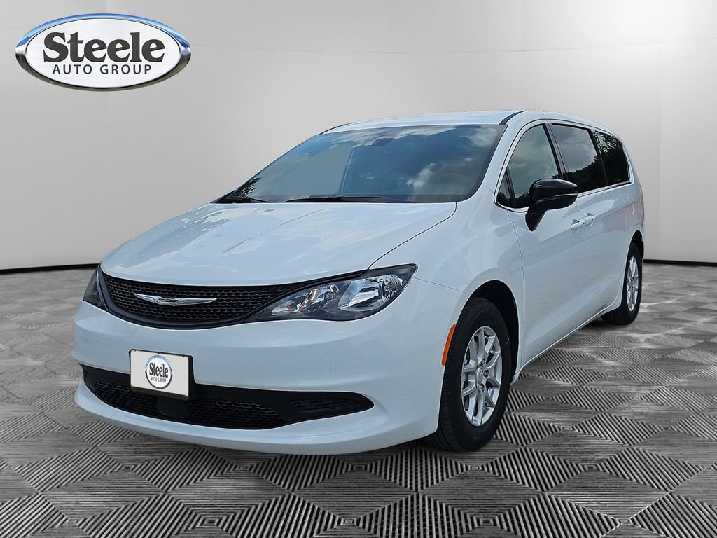 New 2025 Chrysler Voyager LX image 1