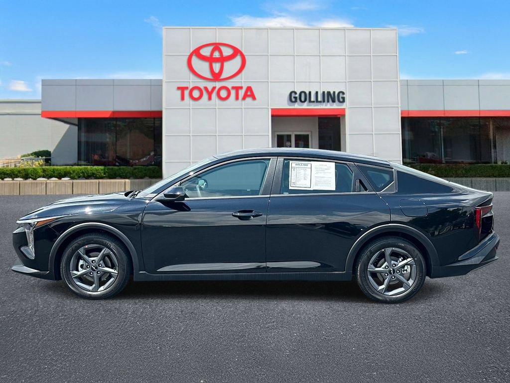 Used 2026 Kia K4 FWD image 2