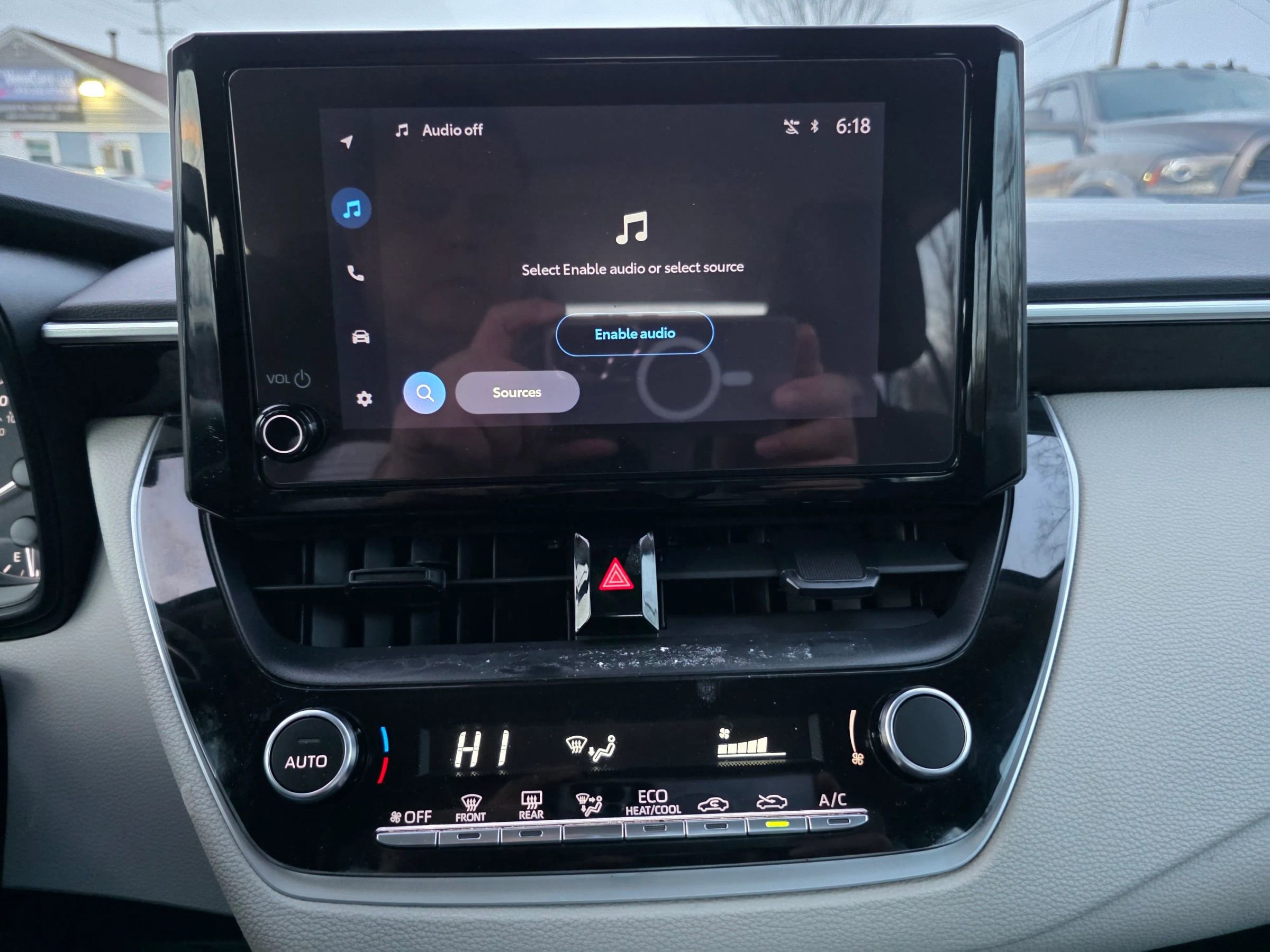 Used 2023 Toyota Corolla LE image 25