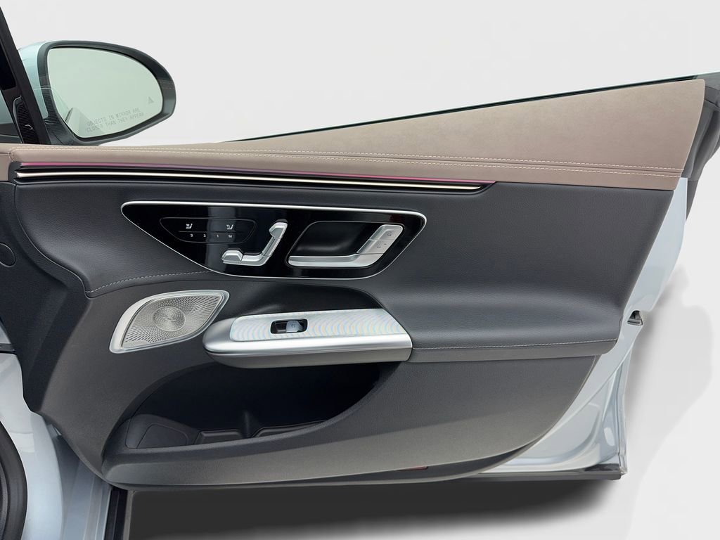 Used 2023 Mercedes-Benz EQE 500 4MATIC Sedan w/ Pinnacle Trim Package image 35