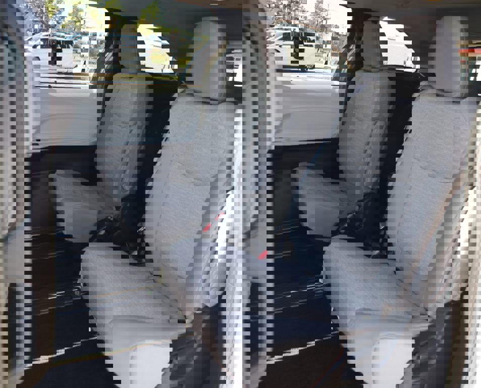 Used 2025 Toyota Sienna LE image 14