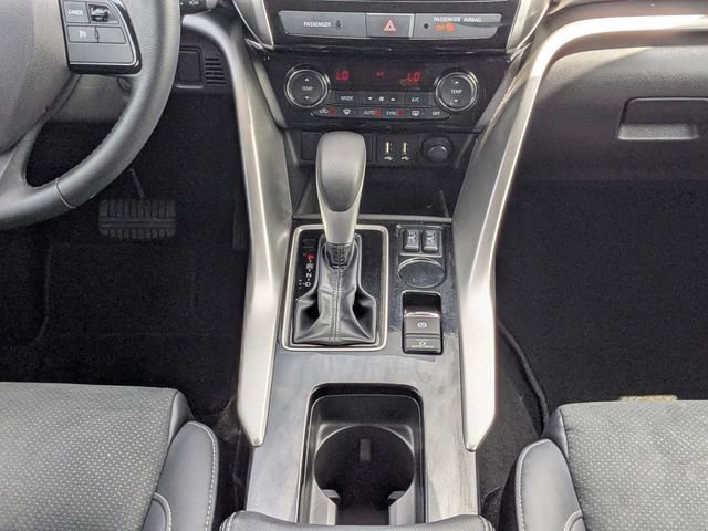 Used 2022 Mitsubishi Eclipse Cross SE FWD image 18