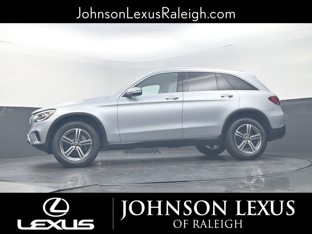 Used 2022 Mercedes-Benz GLC 300 4MATIC image 23