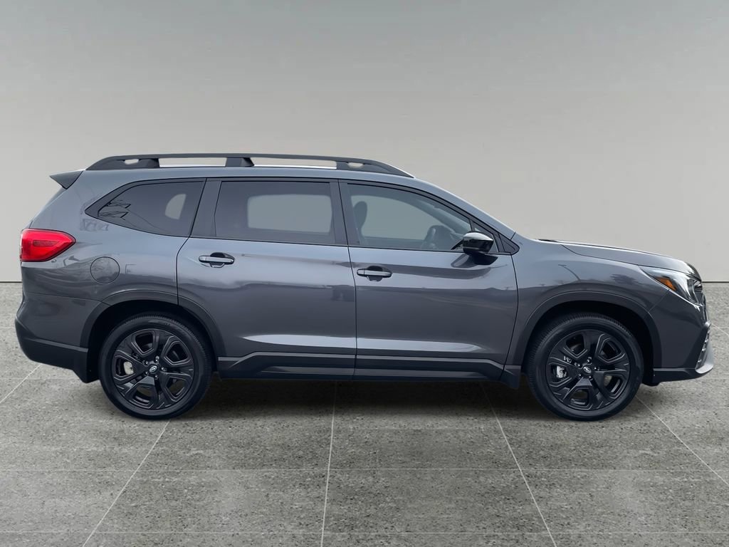 Used 2025 Subaru Ascent Bronze Edition w/ Onyx Package image 6