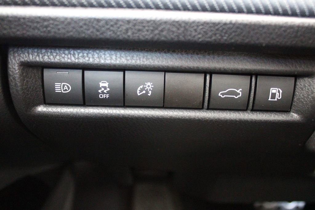 Used 2025 Toyota Camry SE FWD image 29