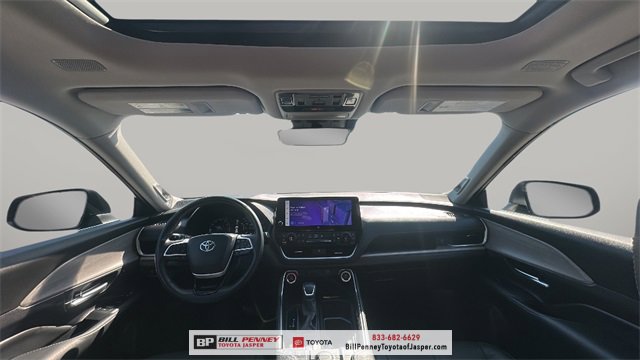 Used 2024 Toyota Grand Highlander Limited image 10