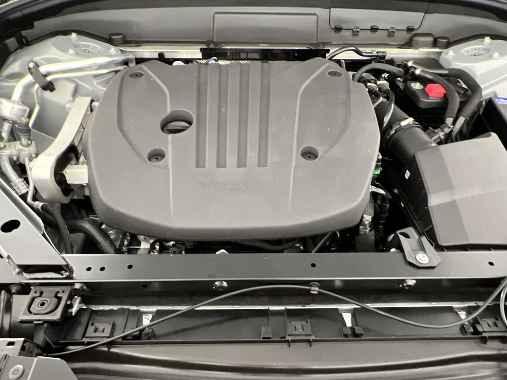 New 2026 Volvo XC60 B5 Core image 18