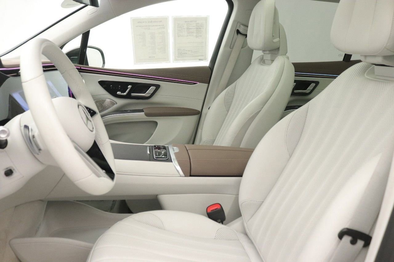 Certified 2023 Mercedes-Benz EQS 580 4MATIC SUV image 33