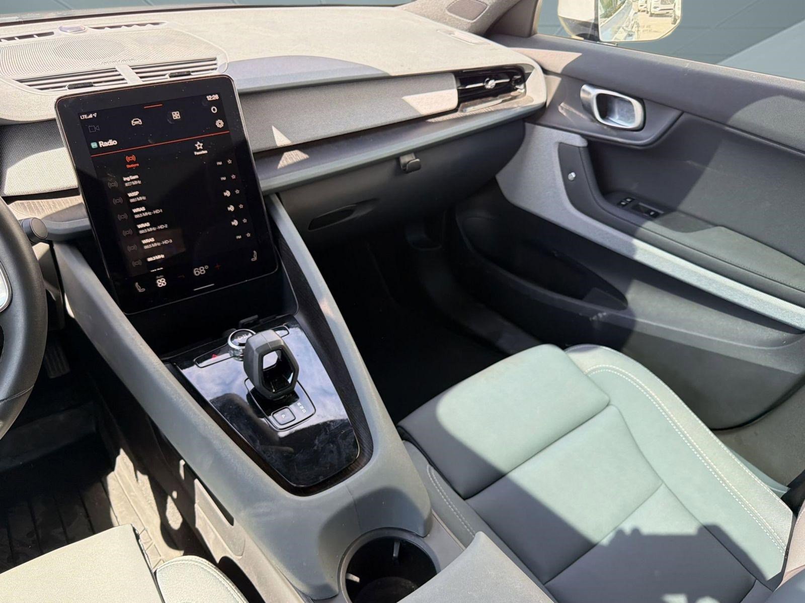 Used 2023 Polestar Polestar 2 Long Range Dual Motor w/ Pilot Pack image 26