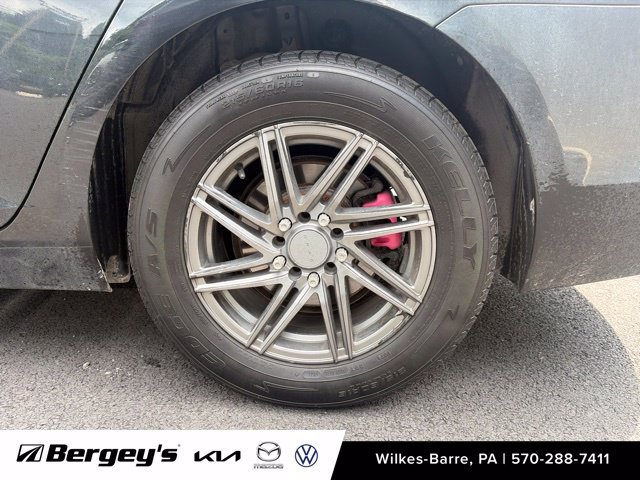Used 2015 Chevrolet Malibu LS FWD image 11