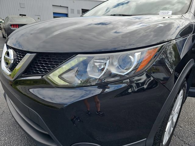 Used 2017 Nissan Rogue Sport SV image 32