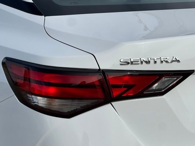 Used 2022 Nissan Sentra S image 12