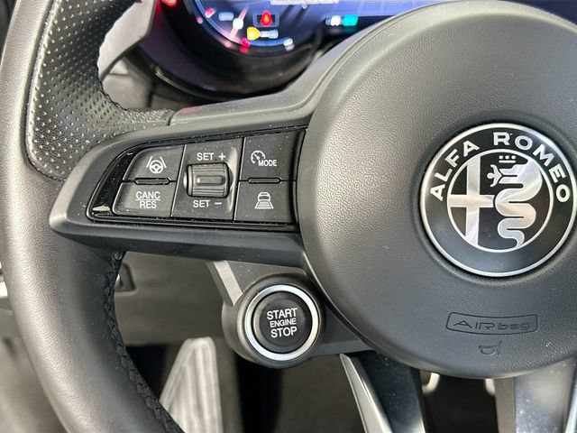 Used 2024 Alfa Romeo Tonale Ti AWD/4WD image 32
