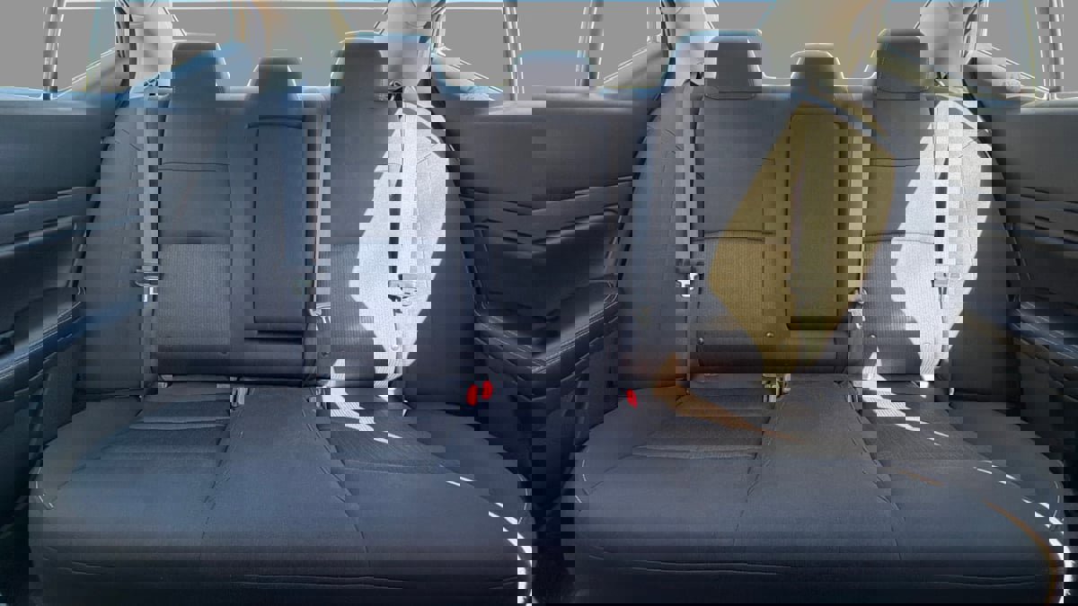 Used 2024 Nissan Altima 2.5 SV image 14