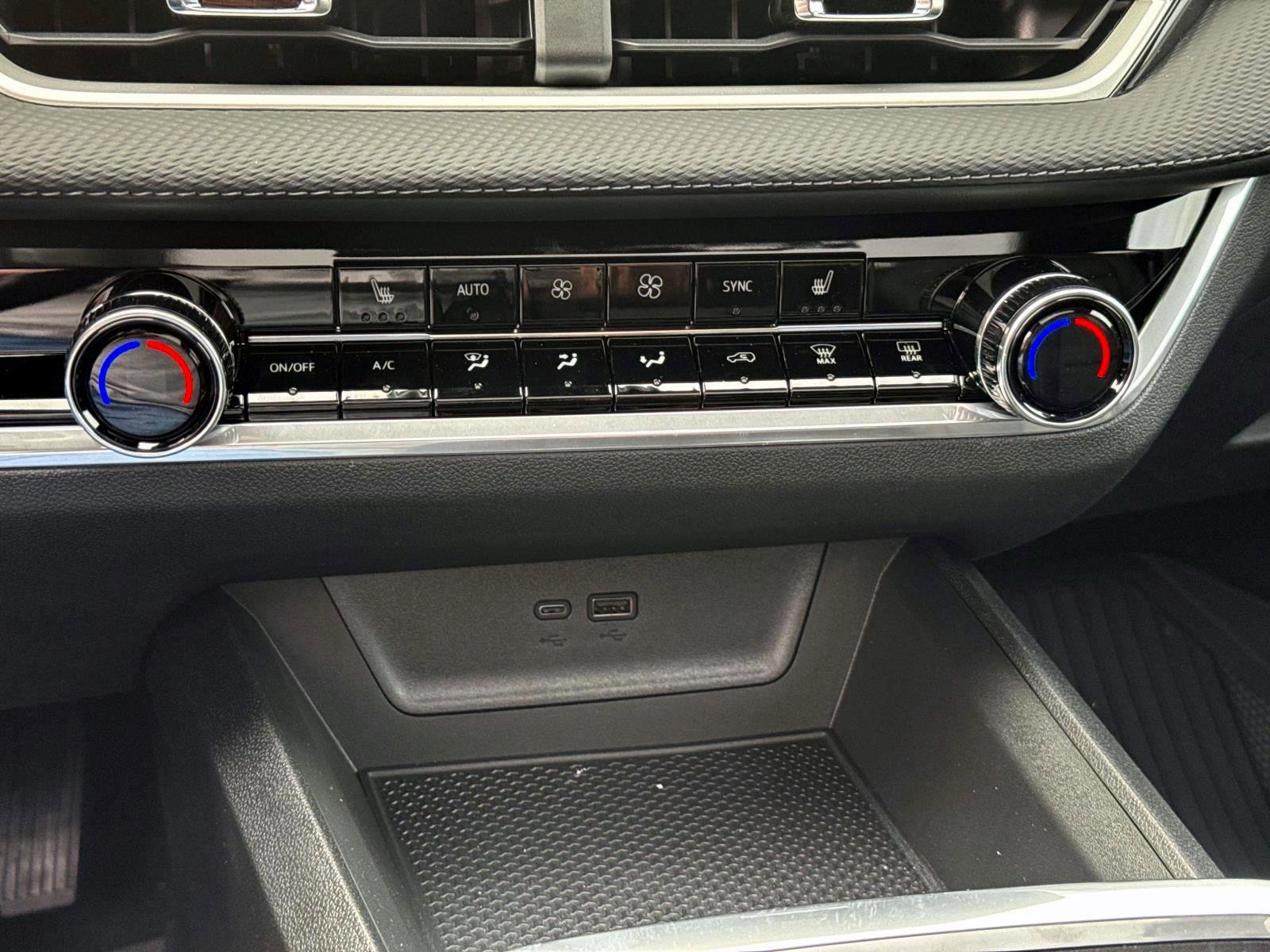 New 2026 Chevrolet Equinox LT w/ Convenience Package II image 22