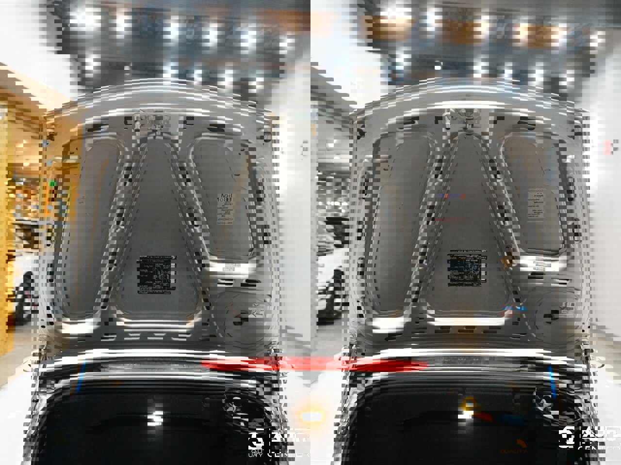 Used 2002 Porsche Boxster S image 33