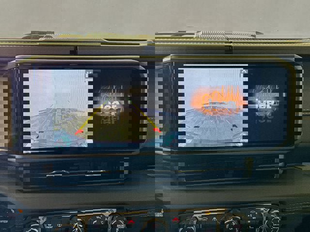 Used 2025 Jeep Gladiator Sport AWD/4WD image 13