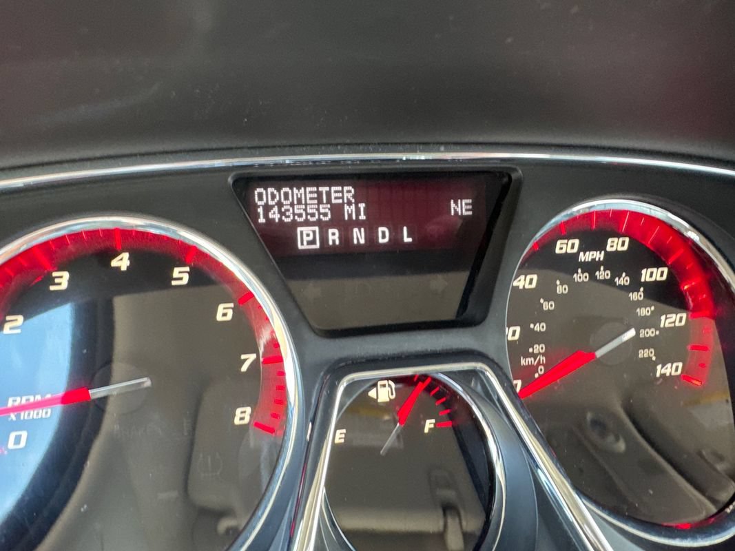 Used 2013 GMC Acadia SLT AWD/4WD image 25