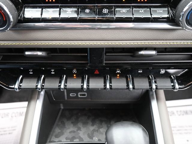 Used 2024 Chevrolet Colorado ZR2 image 14