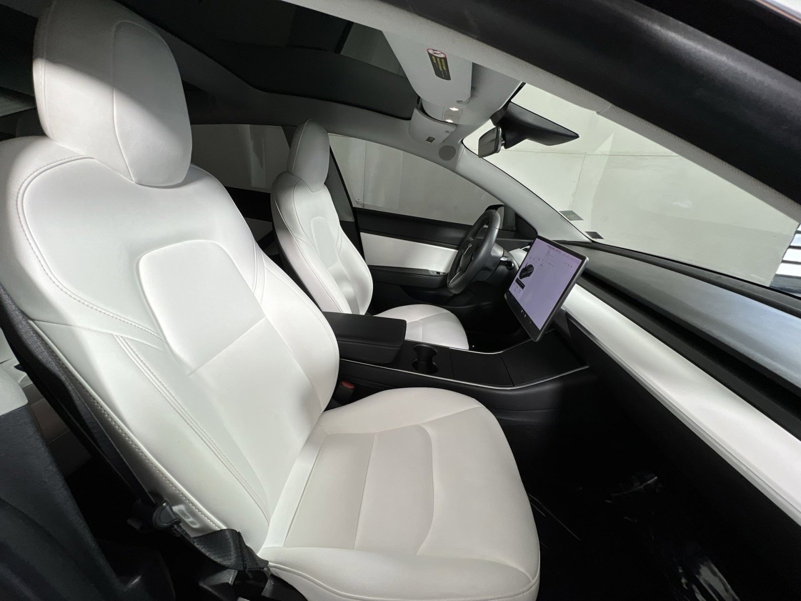 Used 2019 Tesla Model 3 Mid Range image 25