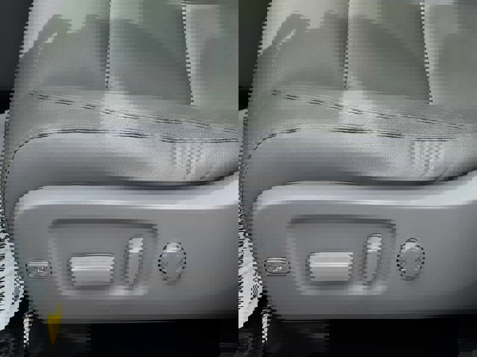 Used 2017 Toyota Highlander XLE image 18