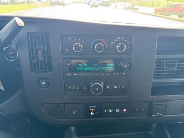 Used 2019 Chevrolet Express 3500 LT w/ LT Preferred Equipment Group RWD image 20