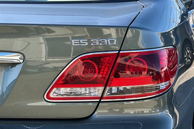 Used 2005 Lexus ES 330 FWD image 29