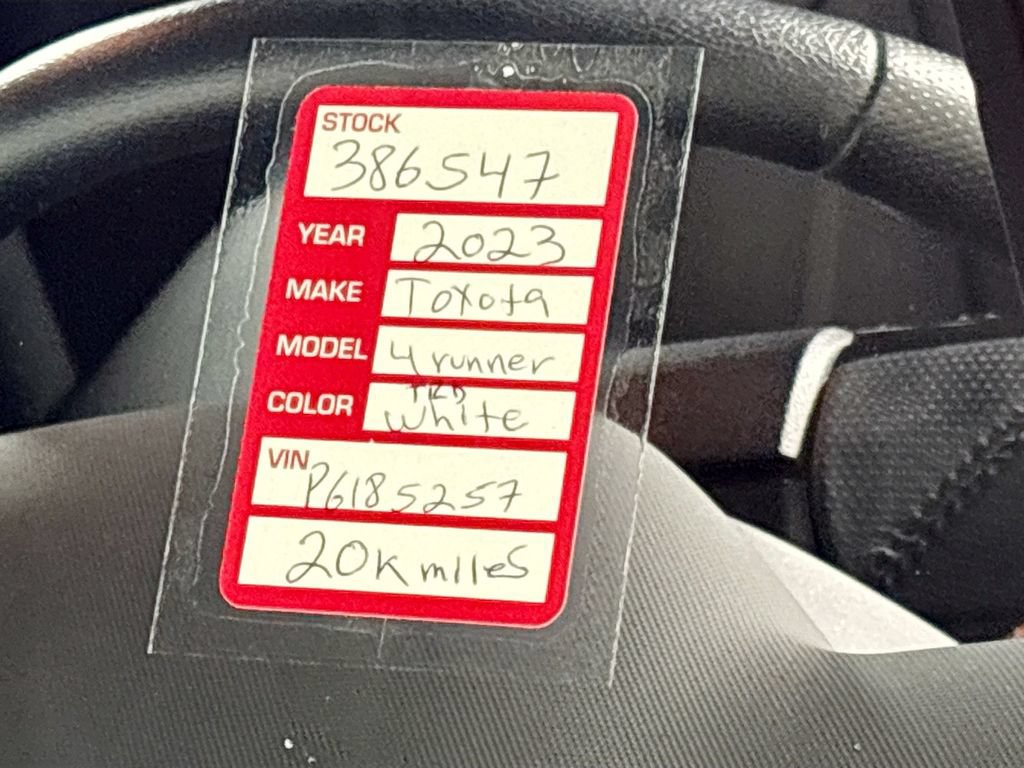 Used 2023 Toyota 4Runner TRD Off-Road Premium w/ Moonroof Package AWD/4WD image 26