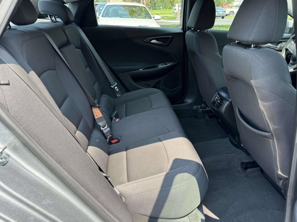 Used 2024 Chevrolet Malibu LT FWD image 15