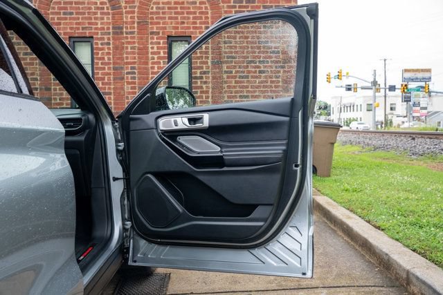 Used 2022 Ford Explorer ST w/ Equipment Group 401A AWD/4WD image 42