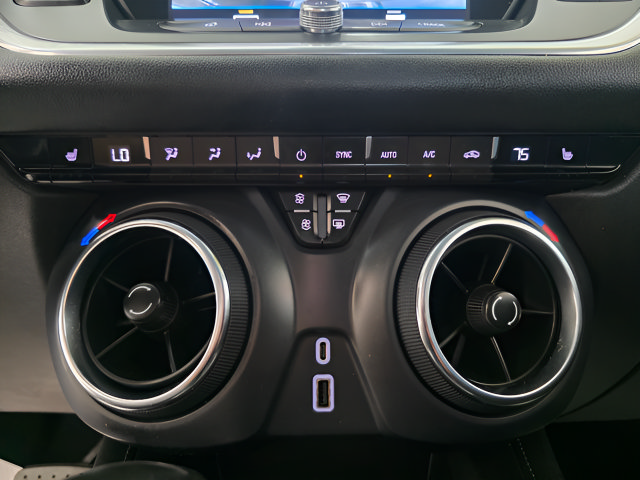 Used 2019 Chevrolet Blazer LT AWD/4WD image 21