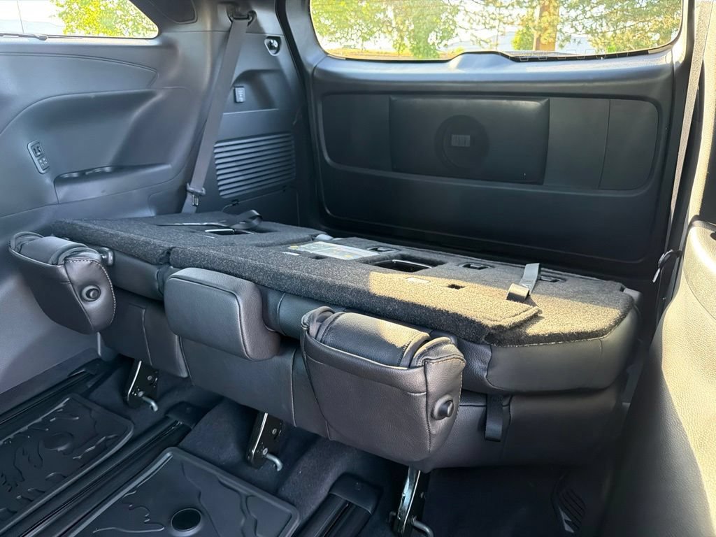 Used 2026 Toyota Sienna XLE Woodland Edition AWD/4WD image 19
