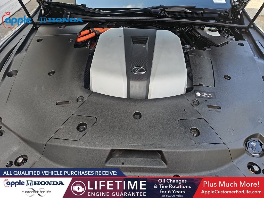 Used 2023 Lexus LS 500h AWD w/ Luxury Package image 23