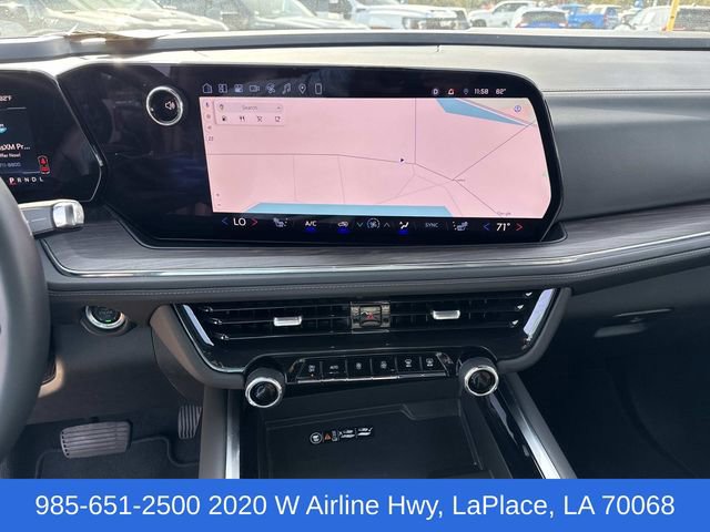 Used 2025 Chevrolet Suburban Z71 image 49