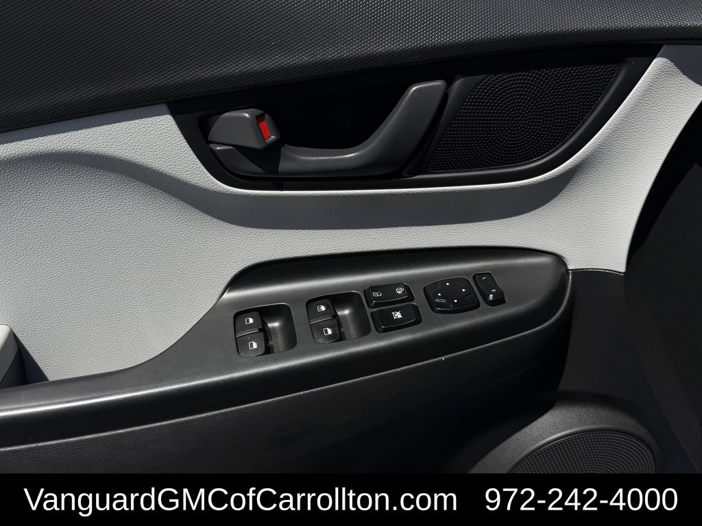 Used 2022 Hyundai Kona SE FWD image 24