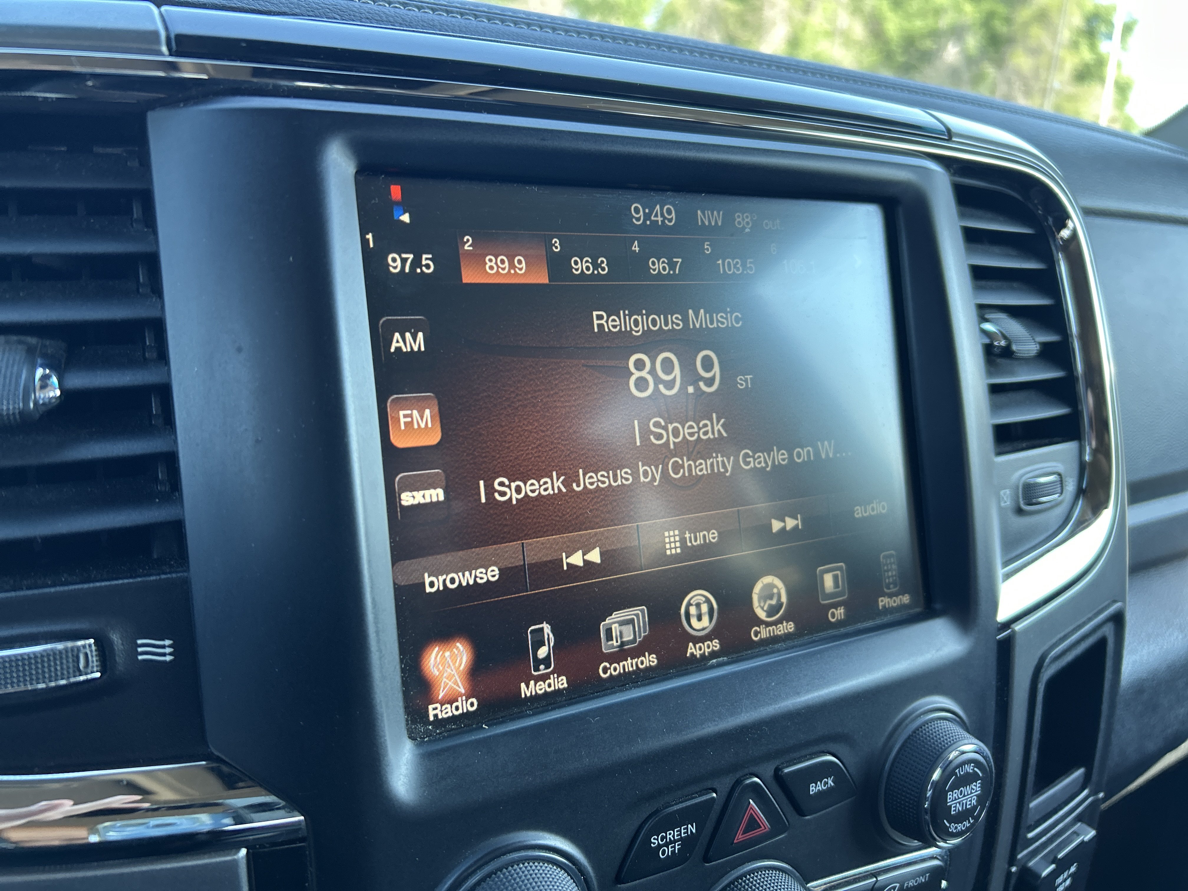 Used 2017 RAM 1500 Sport AWD/4WD image 17