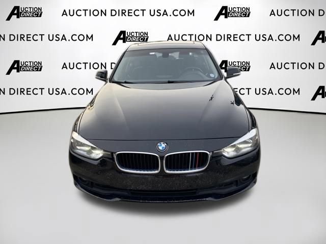 Used 2017 BMW 320i xDrive Sedan image 2