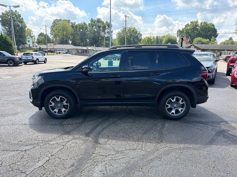 Used 2023 Honda Passport TrailSport image 4