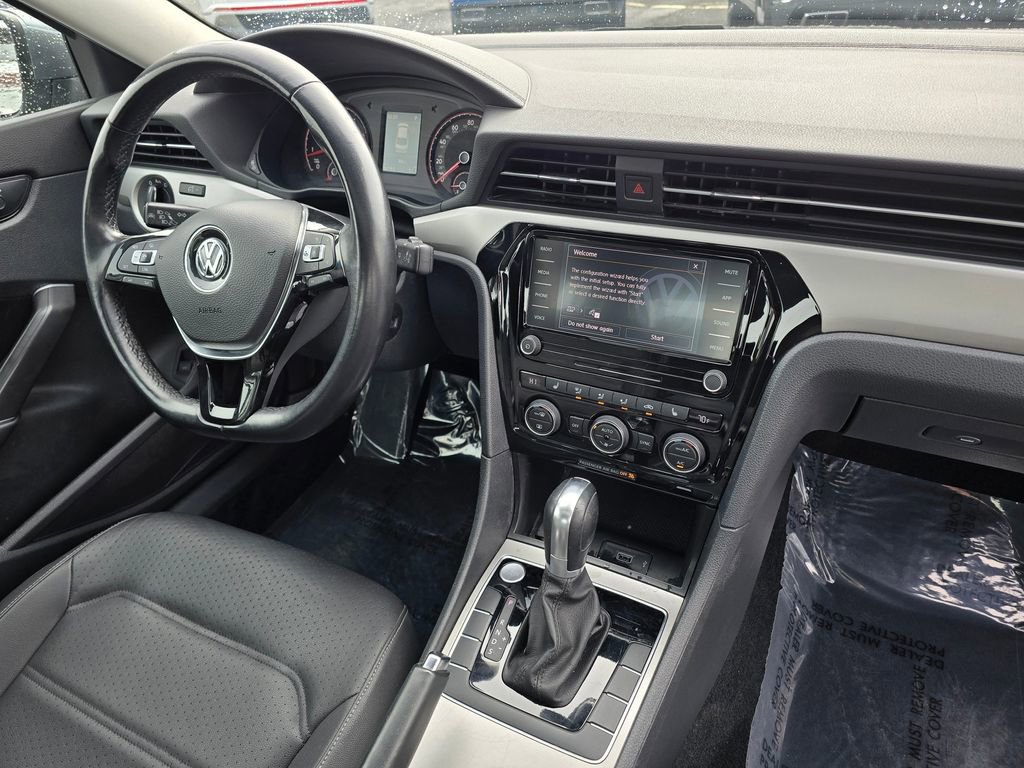 Used 2020 Volkswagen Passat 2.0T SE image 13
