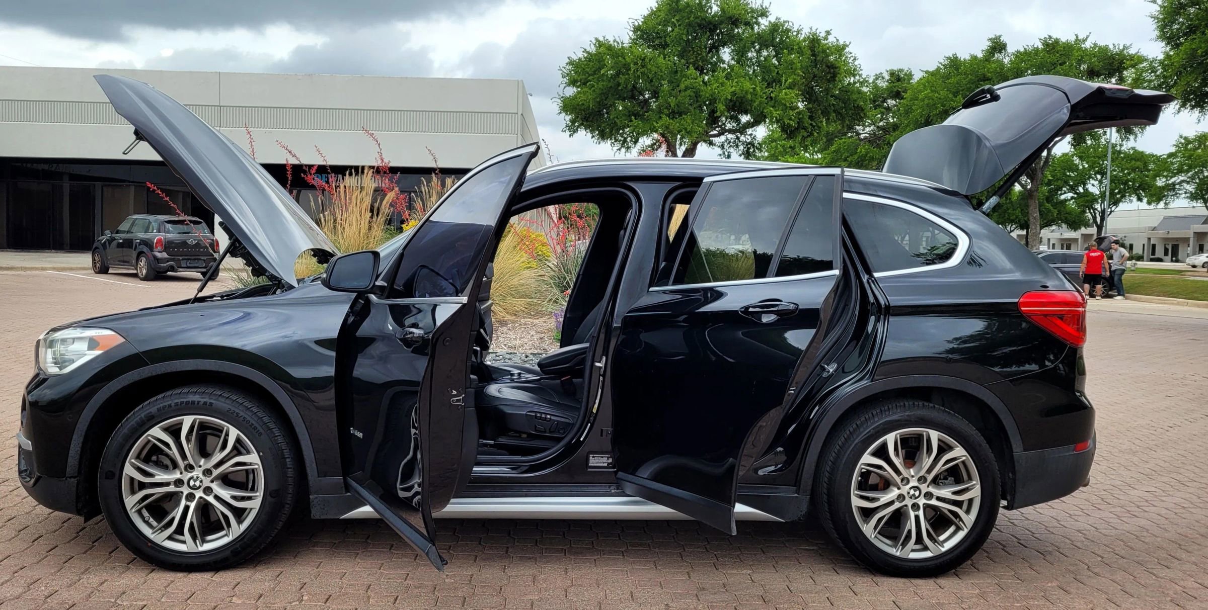 Used 2017 BMW X1 xDrive28i image 15