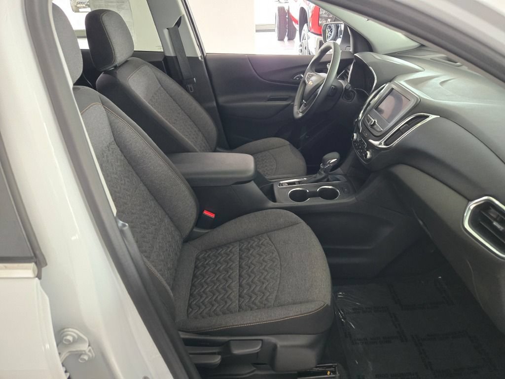 Certified 2024 Chevrolet Equinox LT FWD image 5