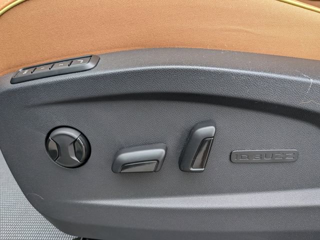 New 2025 Volkswagen ID. Buzz Pro S image 24