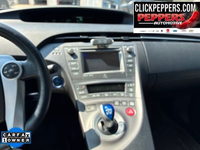 Used 2015 Toyota Prius Four FWD image 16