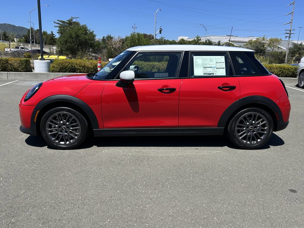 New 2026 MINI Cooper 4-Door Hardtop FWD image 2