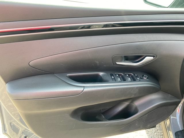 Used 2024 Hyundai Tucson SEL FWD image 16