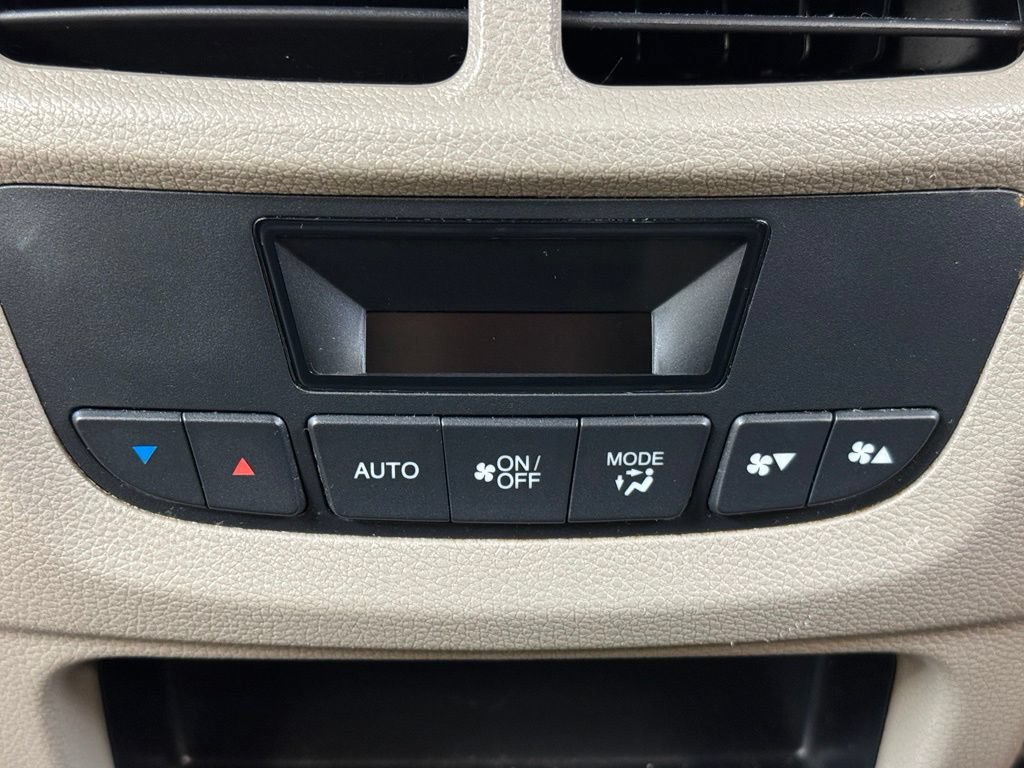 Used 2021 Honda Pilot EX image 24