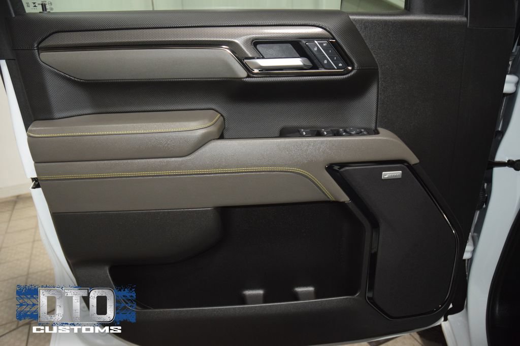 Used 2025 Chevrolet Silverado 1500 ZR2 w/ Technology Package AWD/4WD image 55
