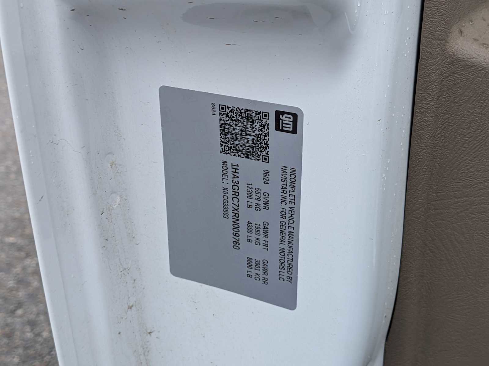 New 2024 Chevrolet Express 3500 w/ Power Convenience Package image 28