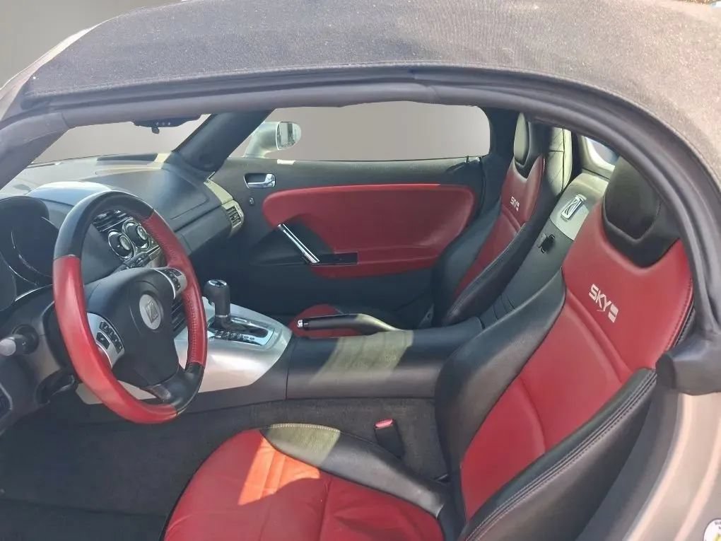 Used 2009 Saturn Sky Red Line RWD image 20