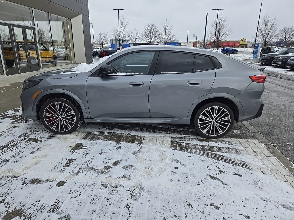 Used 2025 BMW X2 xDrive28i w/ Premium Package image 8